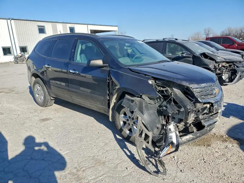 2016 CHEVROLET TRAVERSE LS  