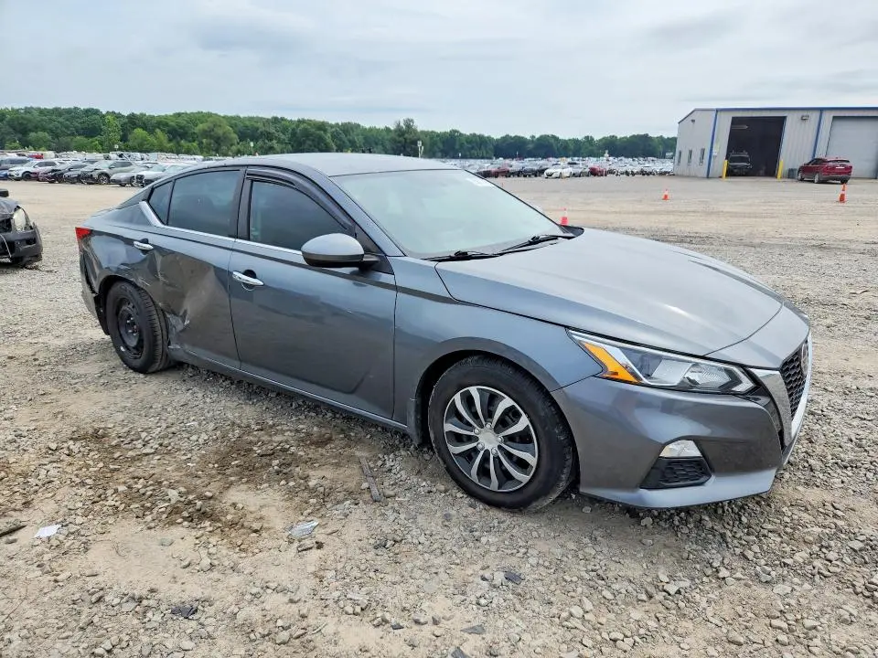 2020 NISSAN ALTIMA S  