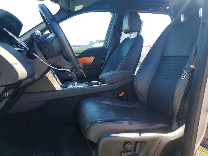 2020 LAND ROVER DISCOVERY   