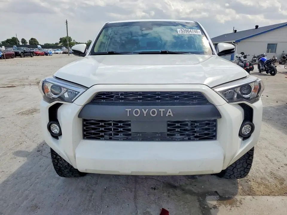 2024 TOYOTA 4RUNNER SR5 PREMIUM  