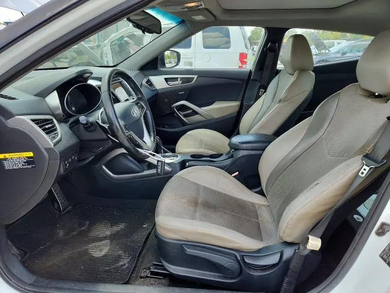 2013 HYUNDAI VELOSTER BASE  