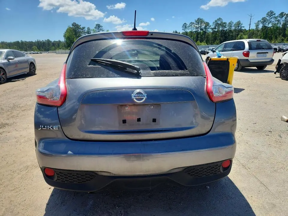2016 NISSAN JUKE SV  