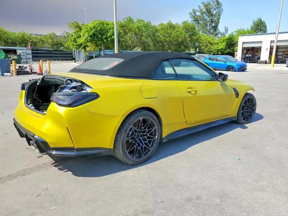 2024 BMW M4 COMPETITION  