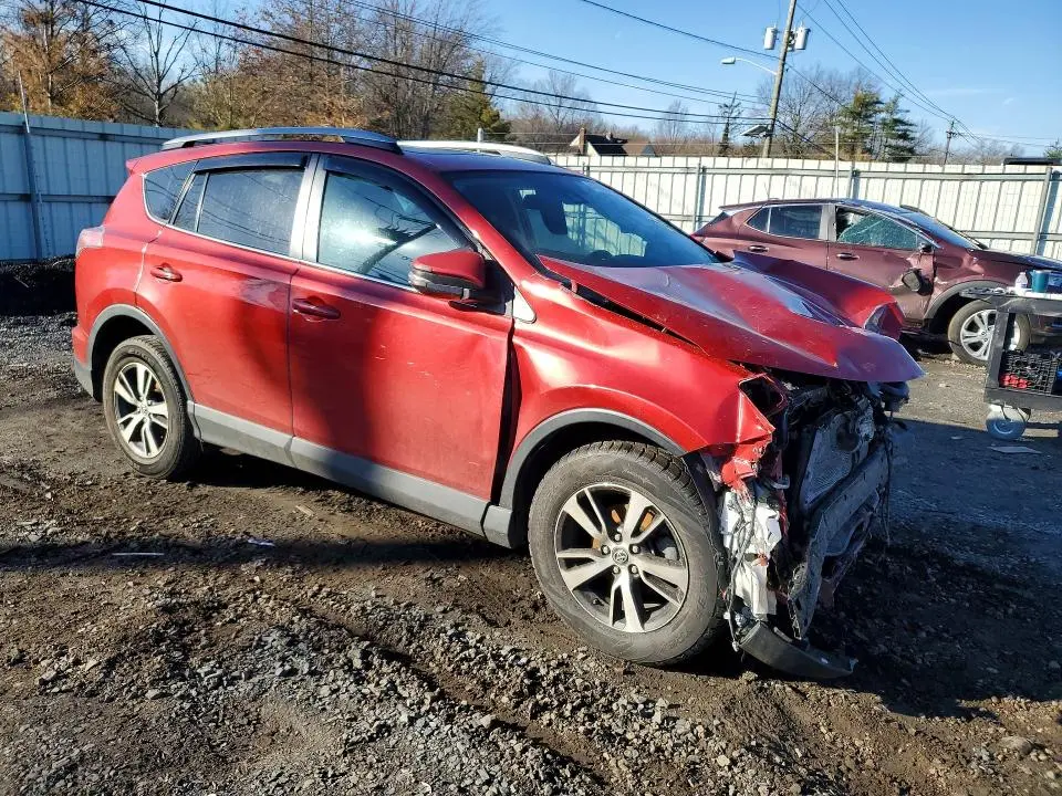 2017 TOYOTA RAV4 XLE  