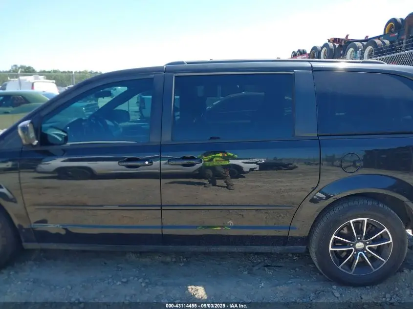 2016 DODGE GRAND CARAVAN R/T