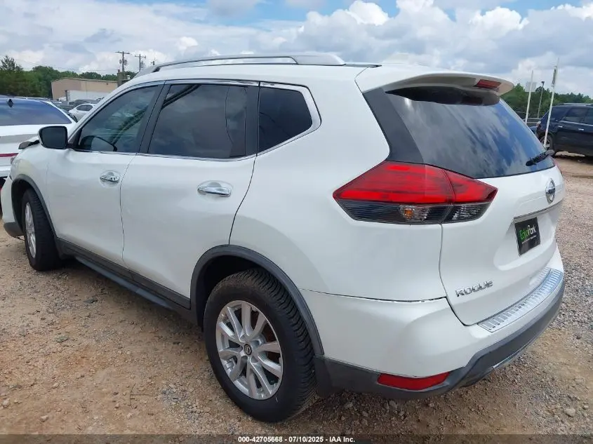 2017 NISSAN ROGUE SV