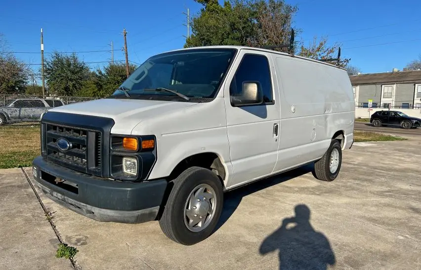 2010 FORD ECONOLINE E250 VAN  