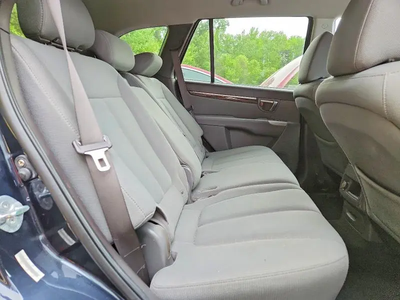 2010 HYUNDAI SANTA FE GLS  