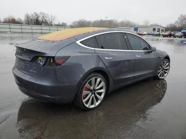 2018 TESLA MODEL 3   