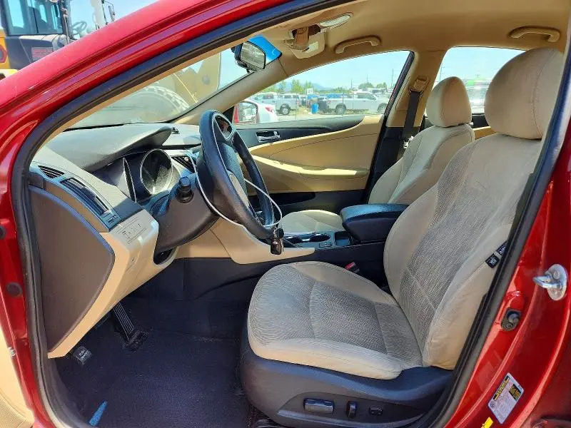 2013 HYUNDAI SONATA GLS  