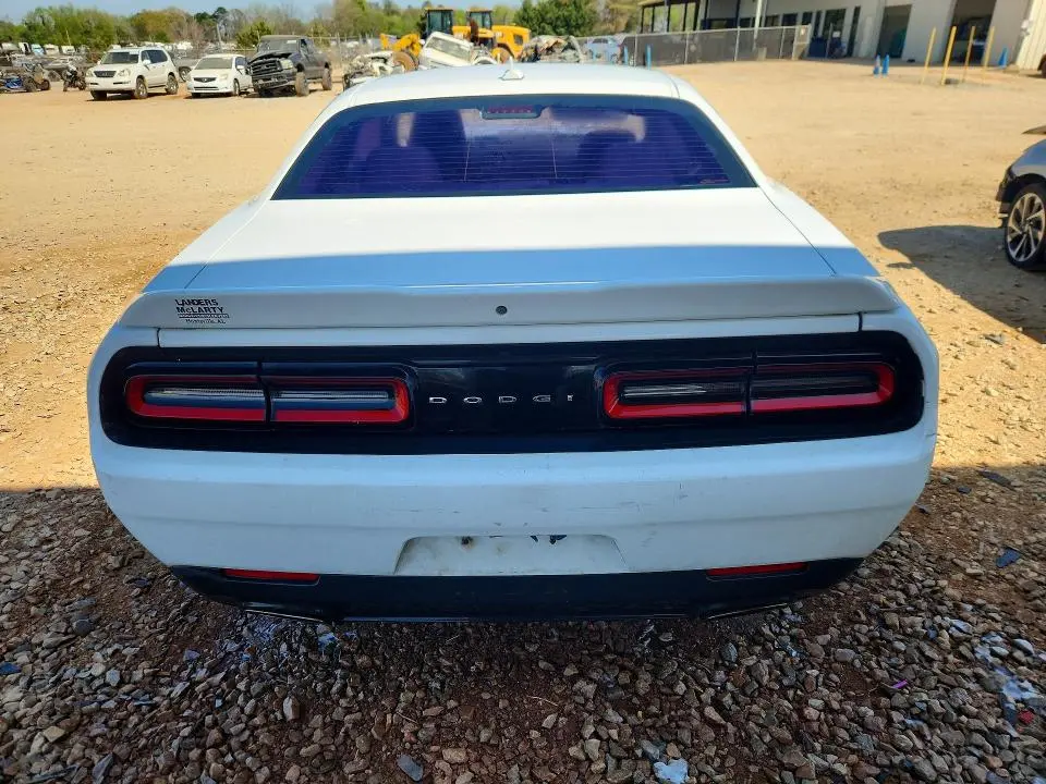 2018 DODGE CHALLENGER SXT  