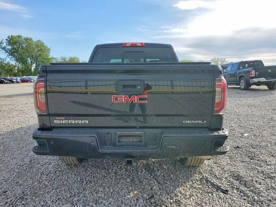 2018 GMC SIERRA K1500 DENALI  