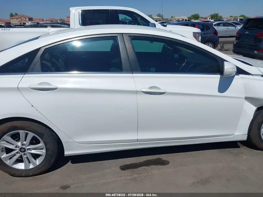 2013 HYUNDAI SONATA GLS