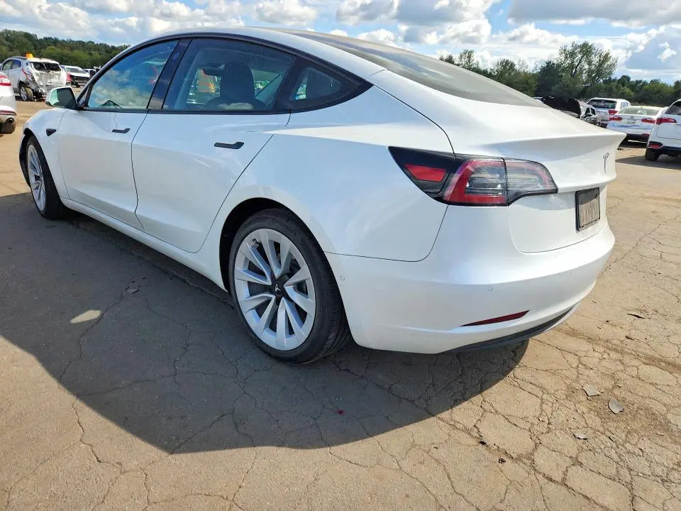 2021 TESLA MODEL 3   