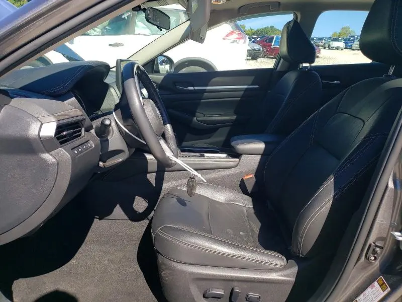 2024 NISSAN ALTIMA SL  