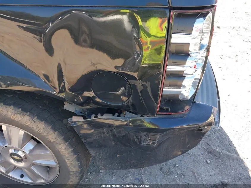 2010 CHEVROLET TAHOE LTZ