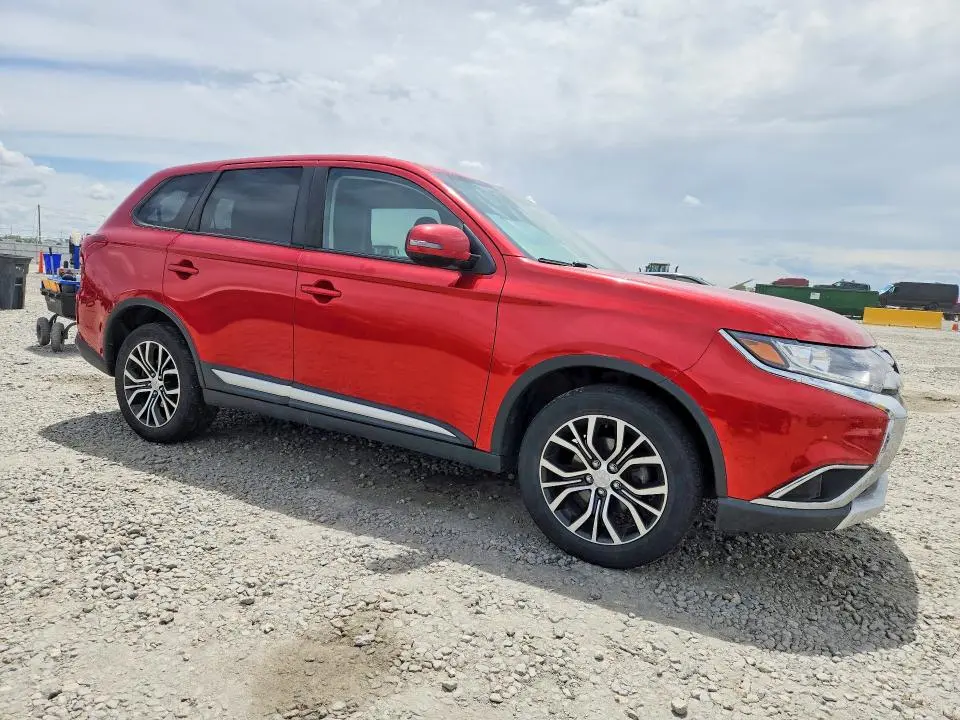 2018 MITSUBISHI OUTLANDER SE  