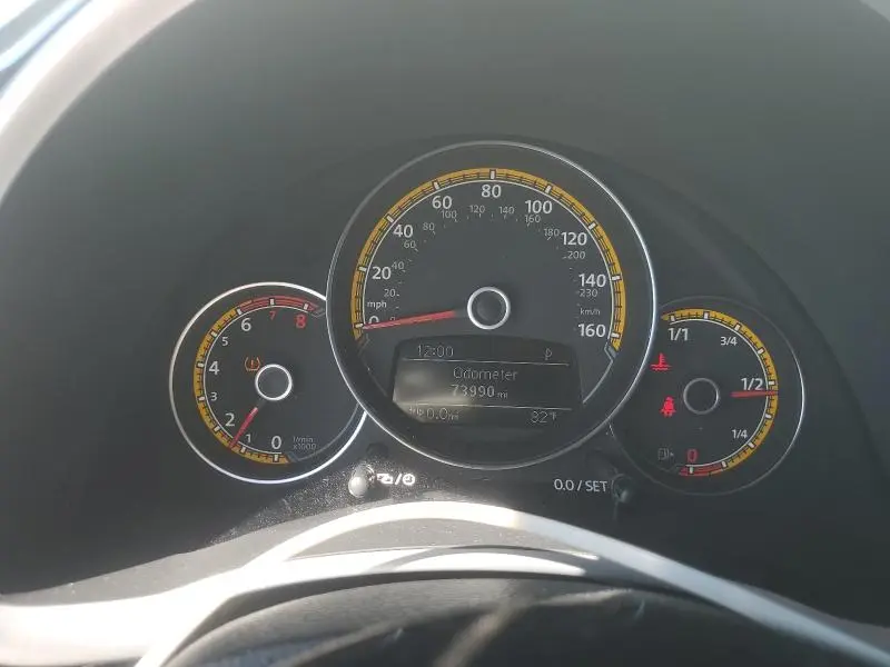 2016 VOLKSWAGEN BEETLE DUNE  