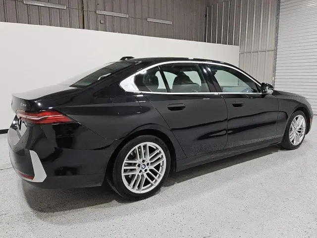 2024 BMW 530 I
