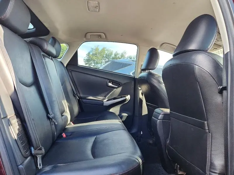 2013 TOYOTA PRIUS PERSONA SERIES SE  
