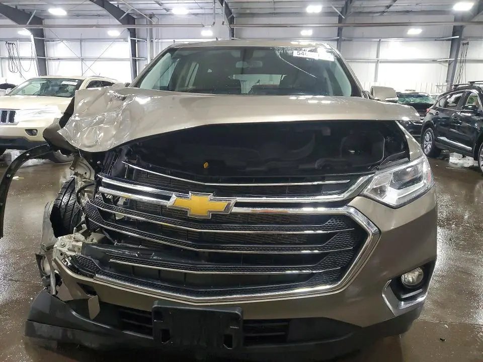 2020 CHEVROLET TRAVERSE LT  