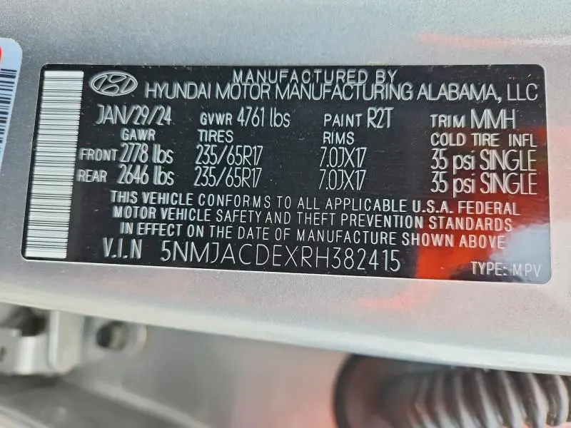 2024 HYUNDAI TUCSON SE  
