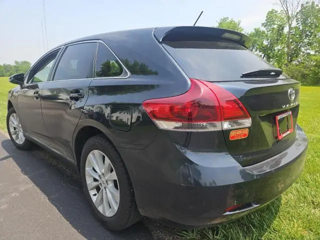 2013 TOYOTA VENZA LE  