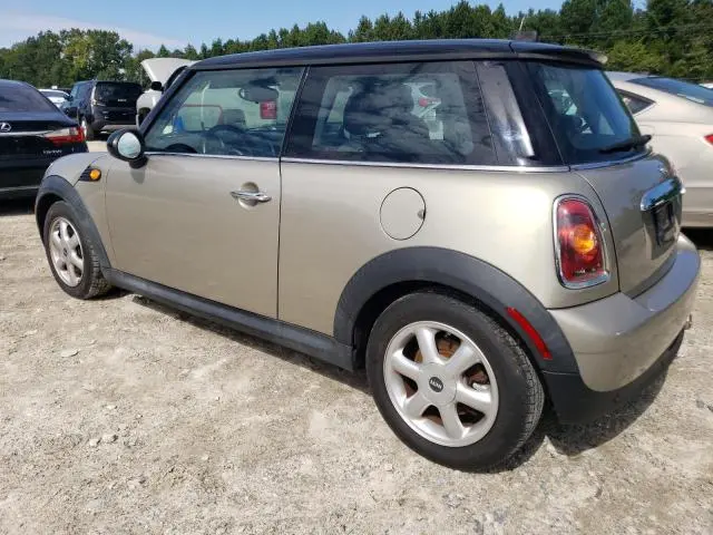2010 MINI COOPER 