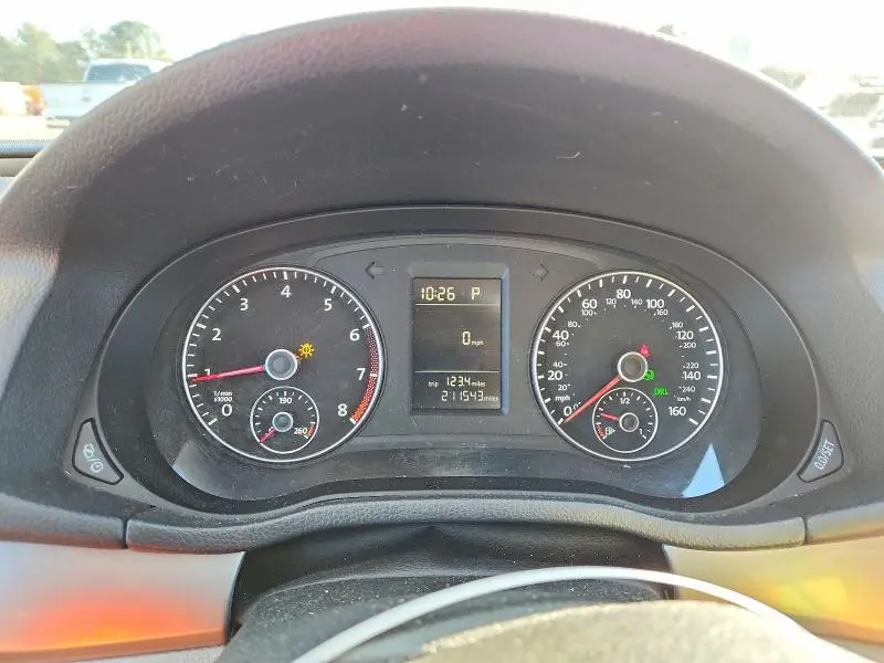 2014 VOLKSWAGEN PASSAT S  