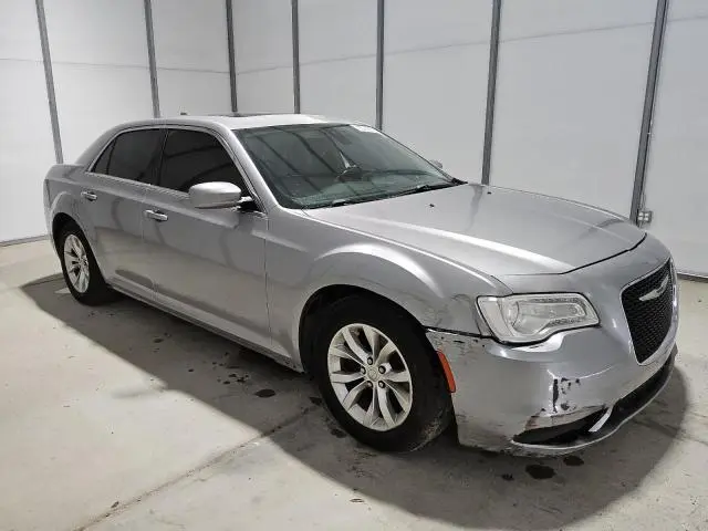 2016 CHRYSLER 300 LIMITED  