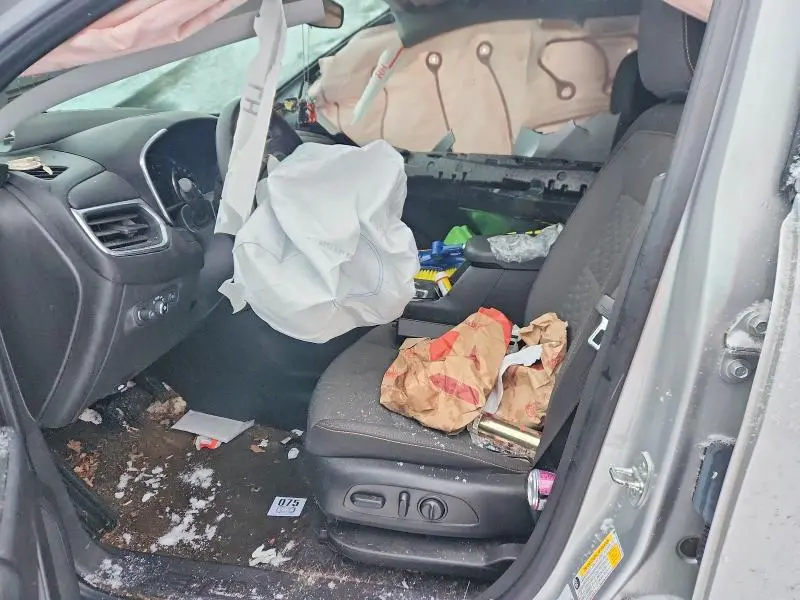 2021 CHEVROLET EQUINOX LT  