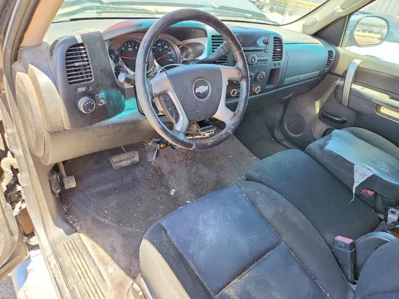 2010 CHEVROLET SILVERADO K1500 LT  