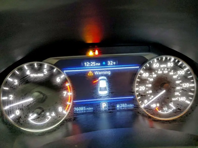 2021 NISSAN ALTIMA SR  