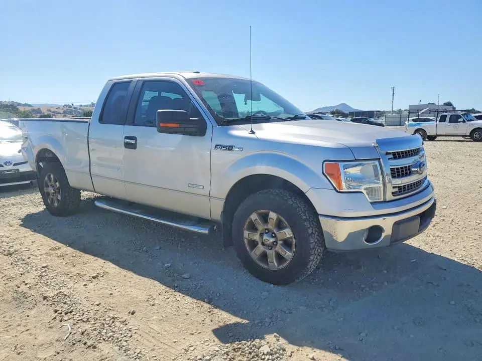 2013 FORD F150 SUPER CAB  