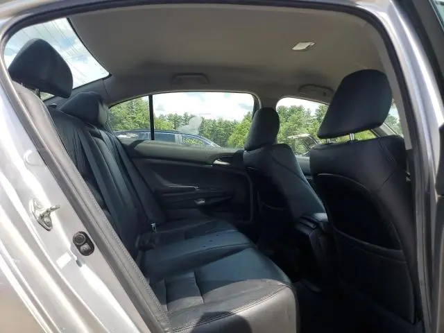 2011 HONDA ACCORD SE  