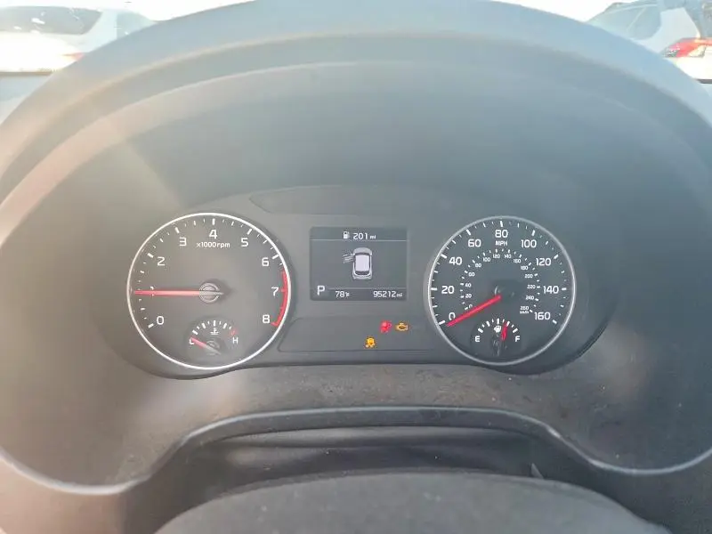 2021 KIA SELTOS LX  