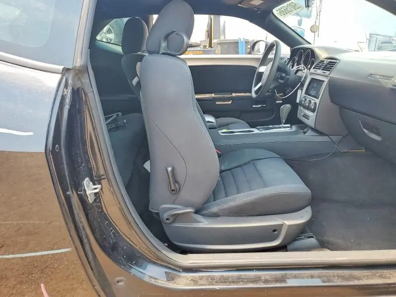 2010 DODGE CHALLENGER SE  
