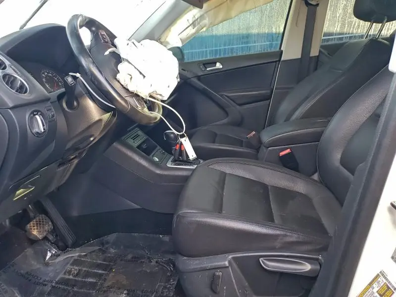 2017 VOLKSWAGEN TIGUAN S  