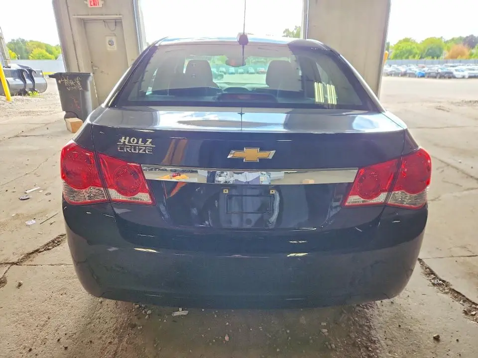 2015 CHEVROLET CRUZE LS  