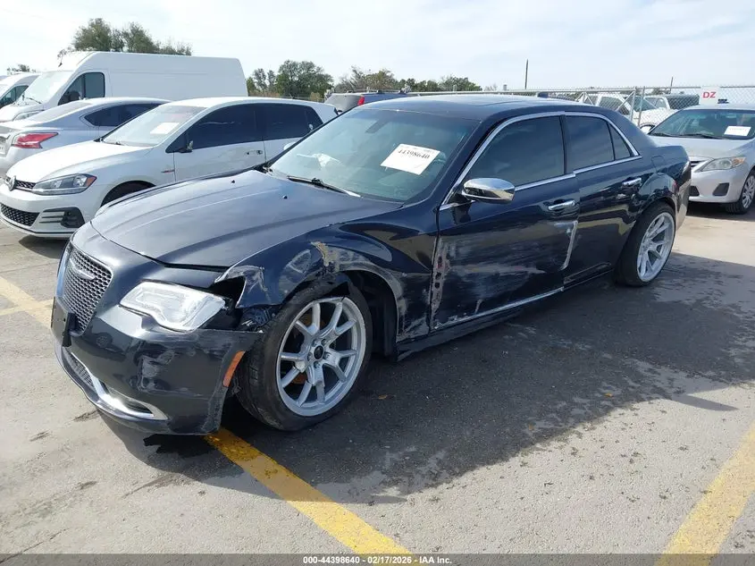 2016 CHRYSLER 300C  