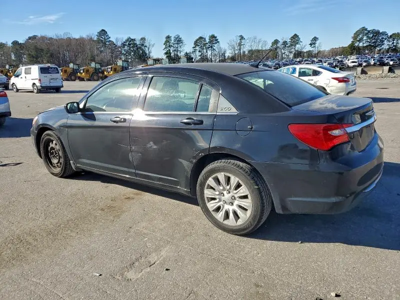 2013 CHRYSLER 200 LX  