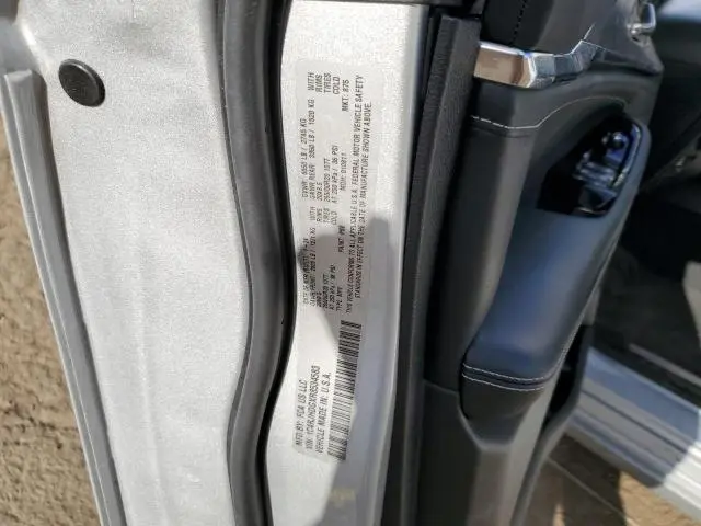 2024 JEEP GRAND CHEROKEE OVERLAND  