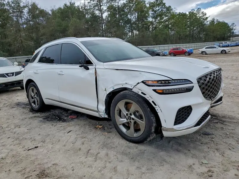 2026 GENESIS GV70 BASE  