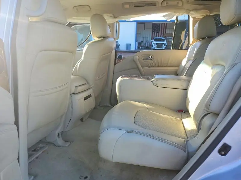 2012 INFINITI QX56 BASE  