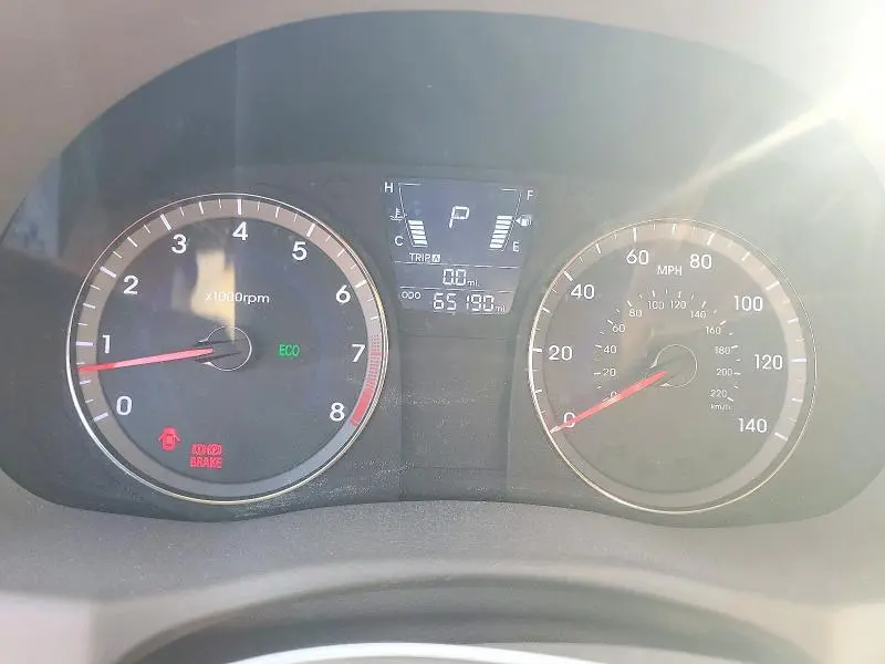 2012 HYUNDAI ACCENT GLS  