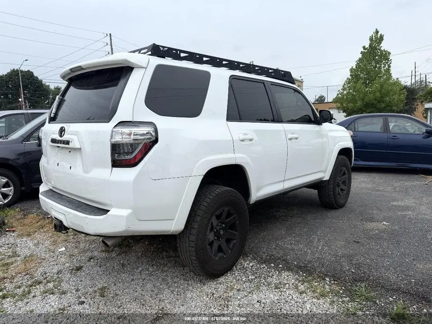2017 TOYOTA 4RUNNER SR5