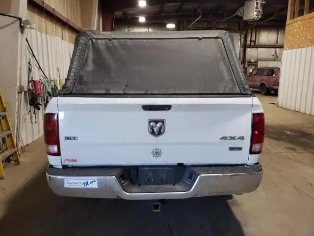2016 RAM 1500 SLT  