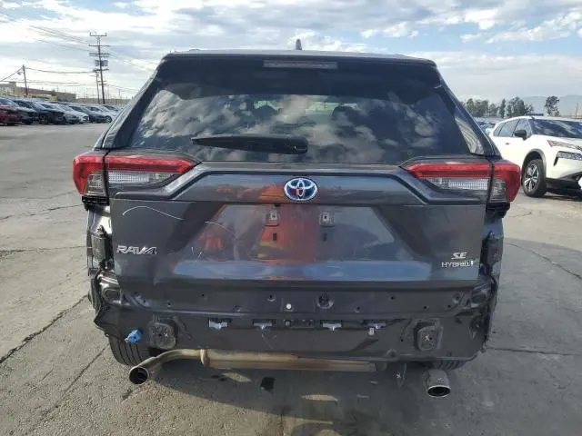 2022 TOYOTA RAV4 SE  