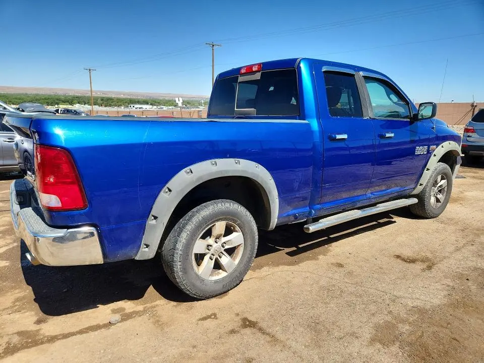 2017 RAM 1500 SLT  