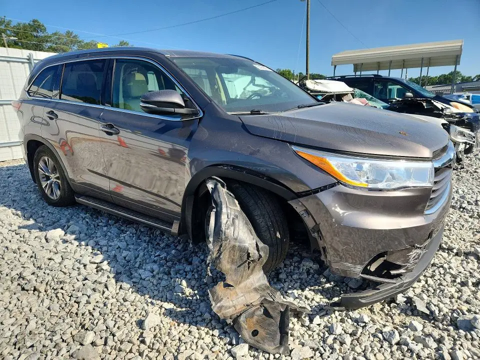 2014 TOYOTA HIGHLANDER XLE  
